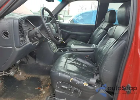 2000 Chevrolet Silverado K2500 из США, поврежденный, VIN 1GCGK29U6YE270715